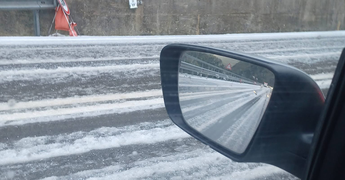Primavera cercasi in Sicilia, freddo e neve anche sulla Palermo-Sciacca 