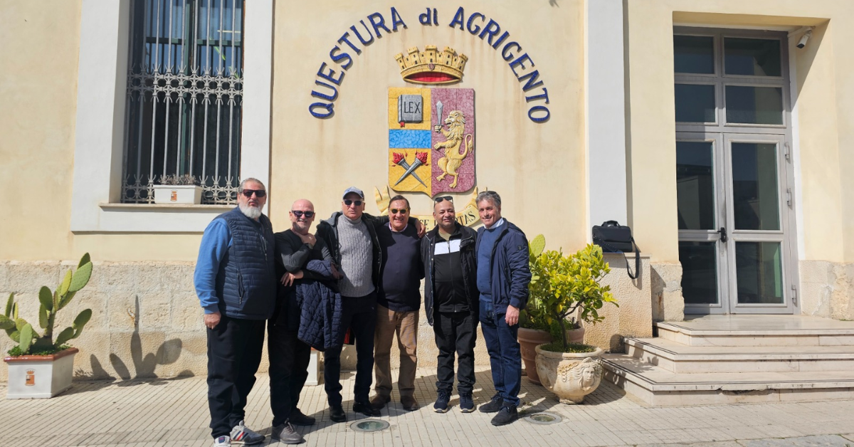 Sit-in dei sordi ad Agrigento: protesta per sede Ens