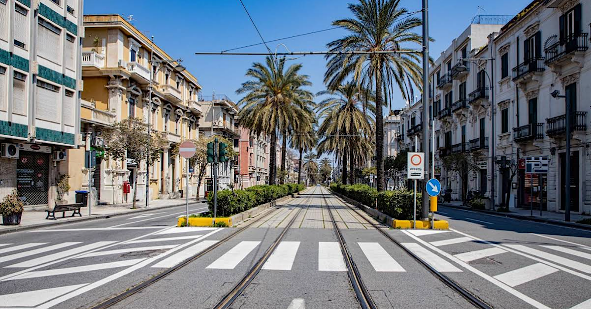 Tenta di impedire furto a Messina, vigilante ferito