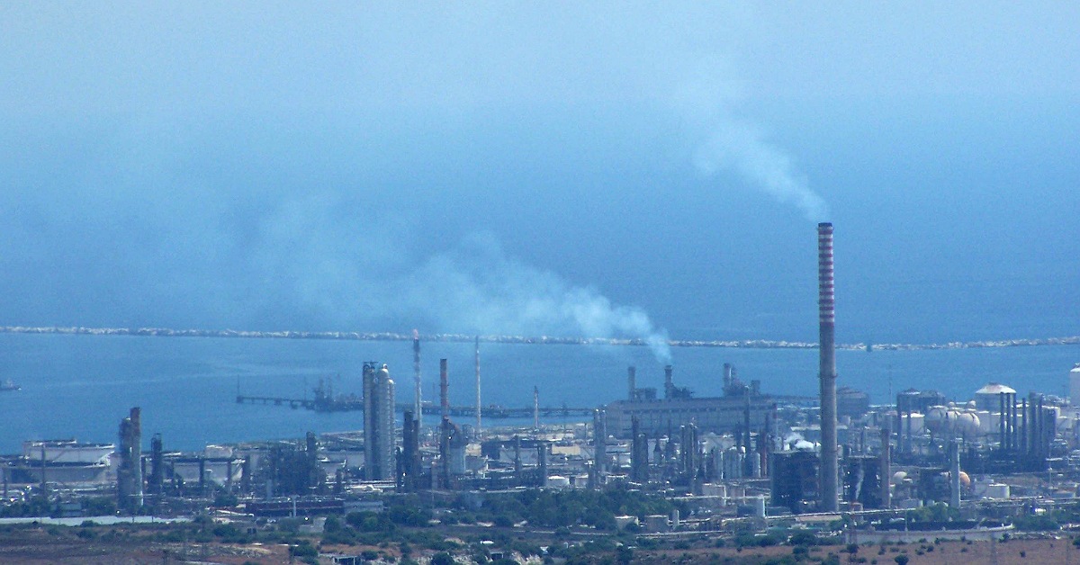 Isab Sud Priolo, sequestrato l'impianto dopo la fuoriuscita di  petrolio