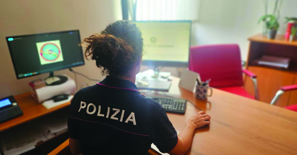 Pedopornografia online, operazione della Polizia postale a Catania: arrestato un uomo, quattro indagati