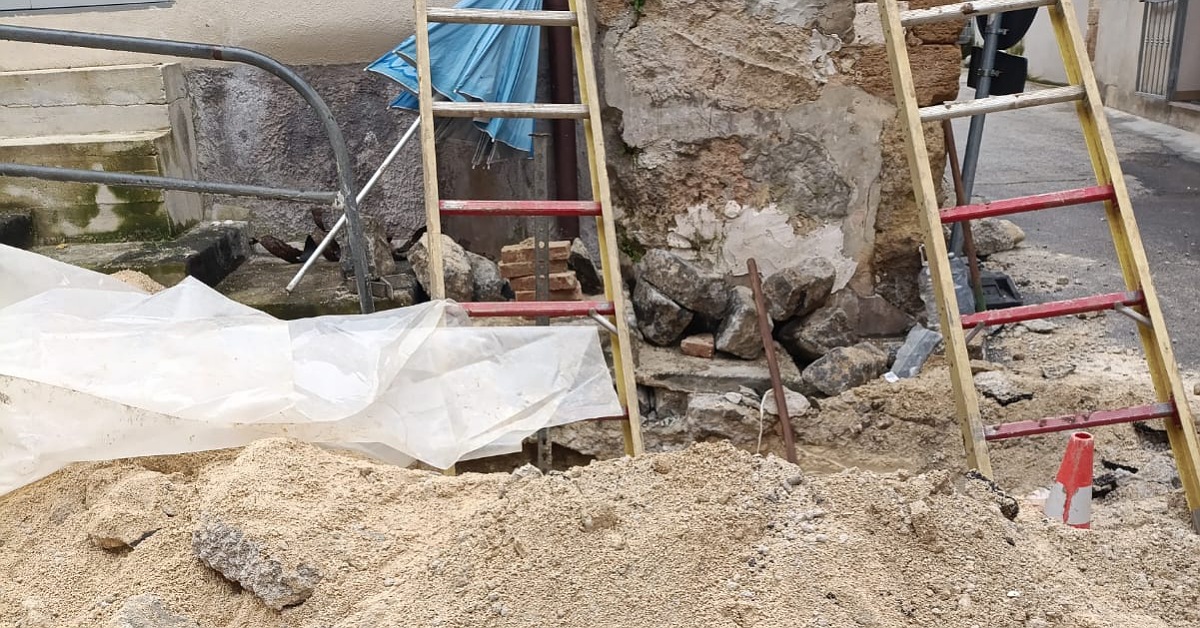 Danneggiato tubo del gas a Sciacca, evacuata una scuola e adesso situazione sotto controllo