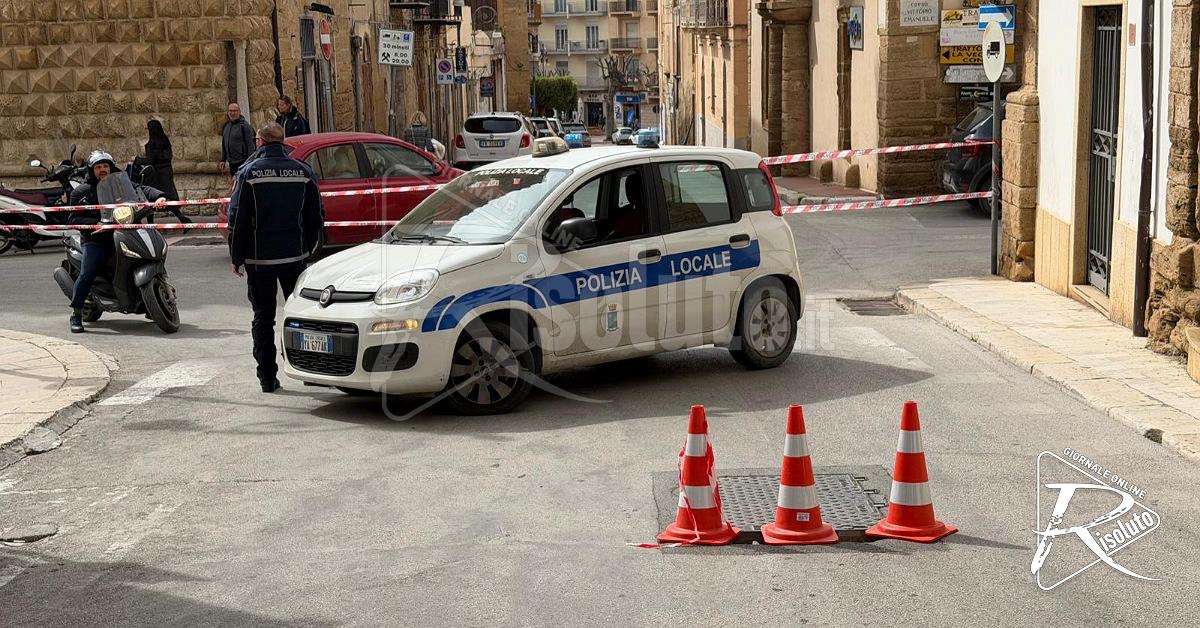 Cedimento stradale in via Pietro Gerardi, chiuso il tratto tra Steripinto e Porta Palermo