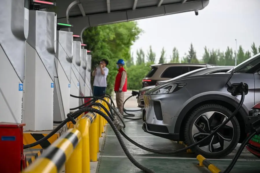 Cina, in rapida espansione la rete di ricarica per i veicoli elettrici