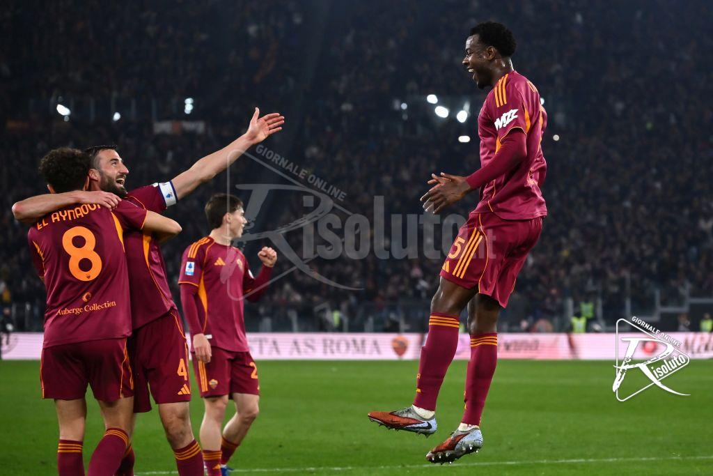 La Roma travolge la Cremonese 3-0 e aggancia il Napoli al 3° posto