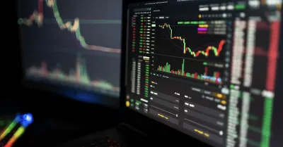 Investe online e perde 44 mila euro, anziano denuncia la truffa