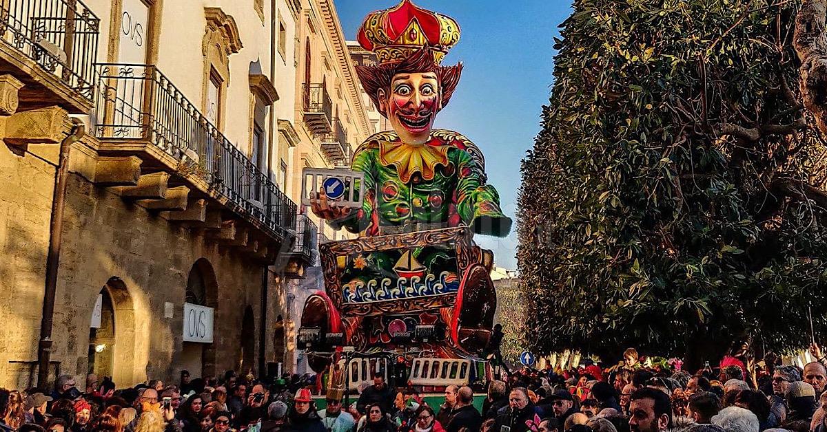 Il Carnevale di Sciacca torna in centro il 17 febbraio con i gruppi mascherati