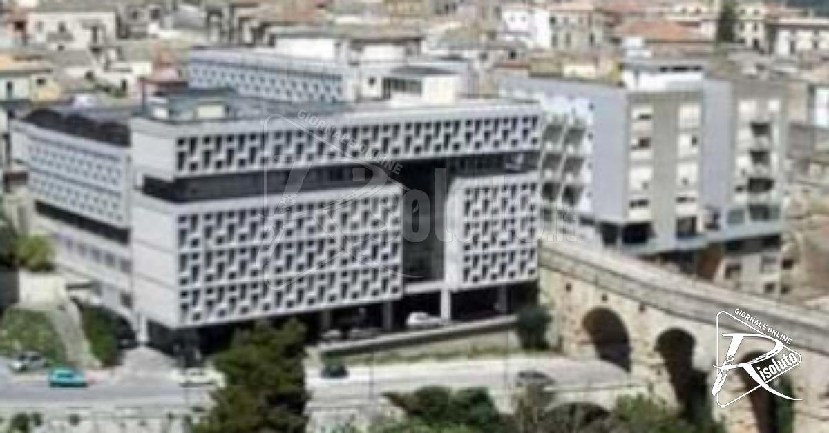 Scicli, bimbo di cinque anni con fratture multiple: condannato il padre a 4 anni di reclusione