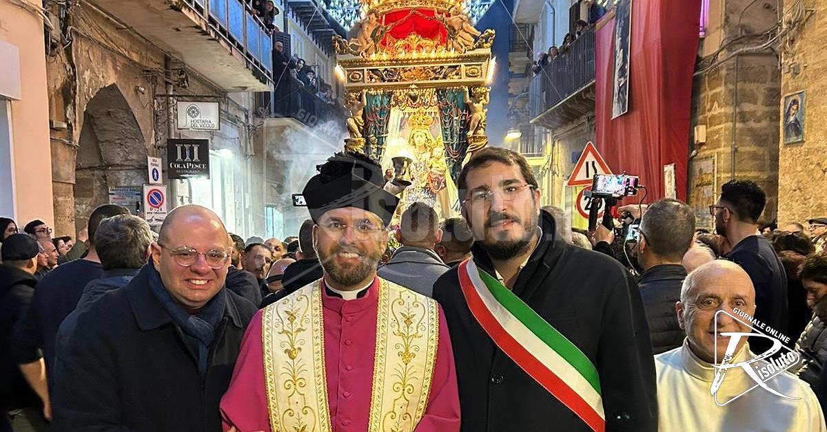 Fuochi e coriandoli, Monte difende i festeggiamenti per la Patrona: "E' tradizione dei grandi festini" (Video)