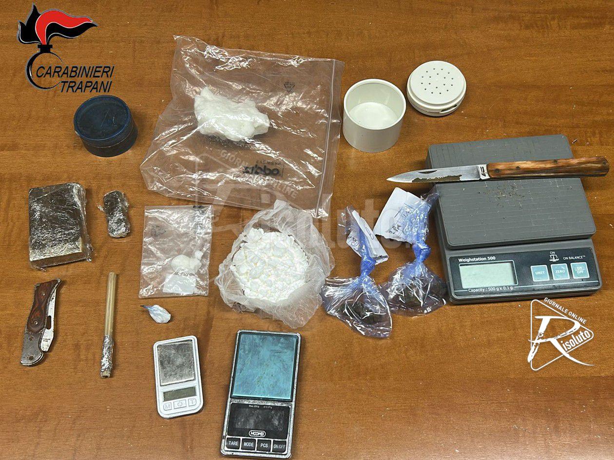 Favignana, droga in casa: due arresti dei Carabinieri