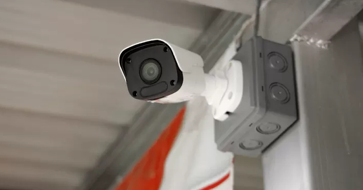 Videosorveglianza non autorizzata in un locale di Sciacca, rimozione e sanzione