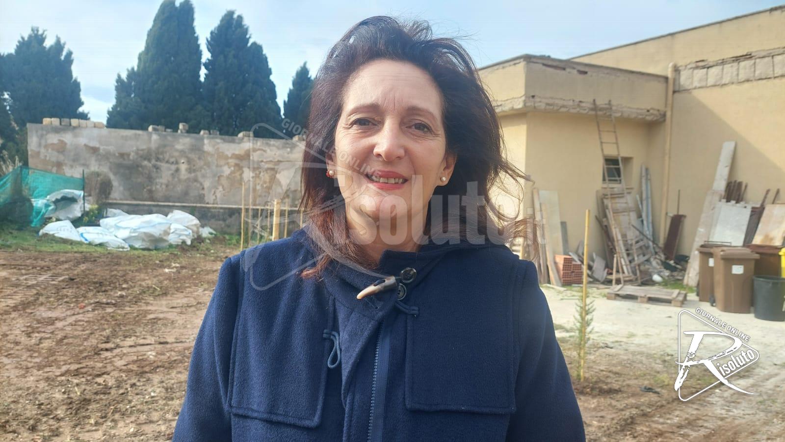Piantumati cipressi al cimitero di Sciacca, Daniela Campione: "Serve un ossario e un inceneritore" (Video)