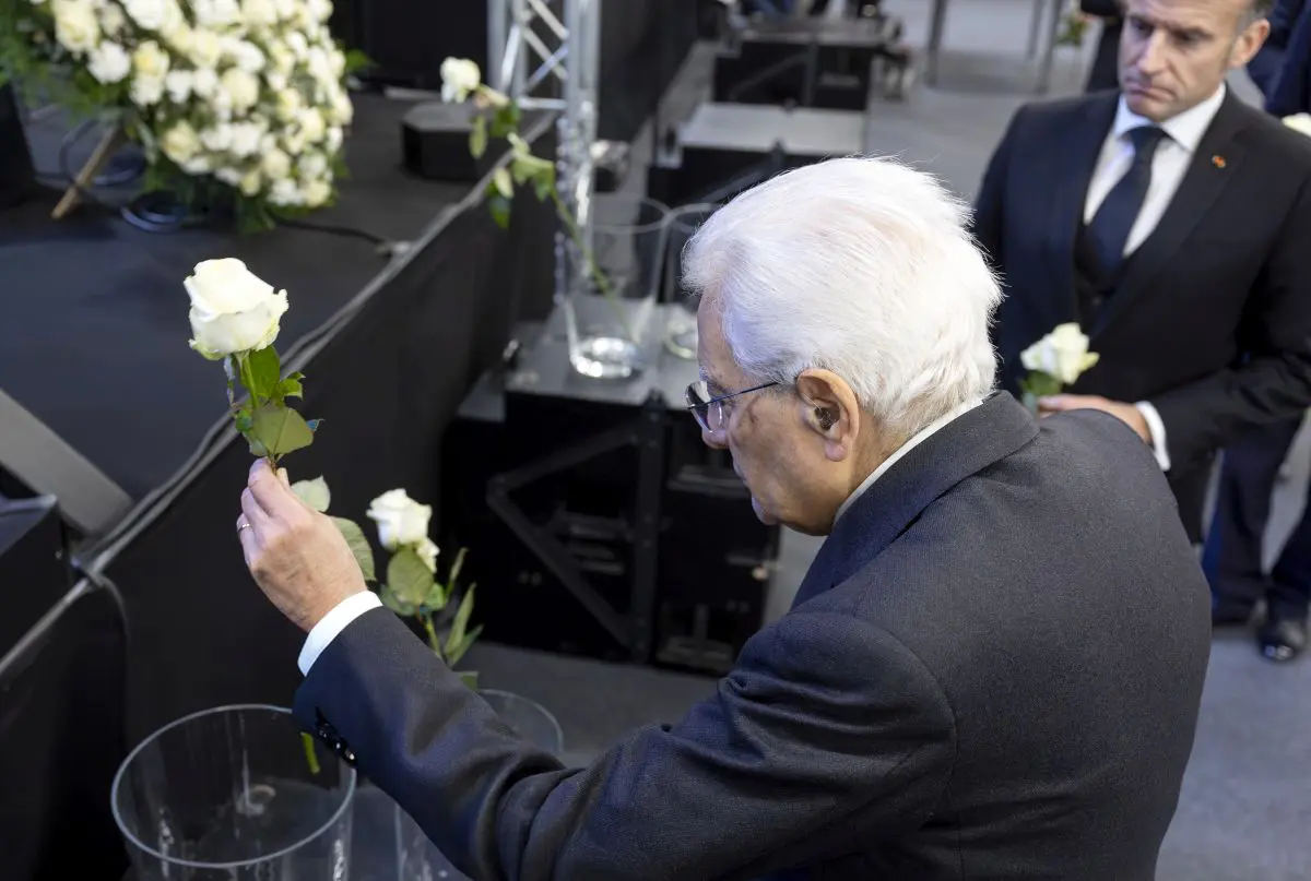 Mattarella alla cerimonia in memoria delle vittime dell’incendio di Crans-Montana