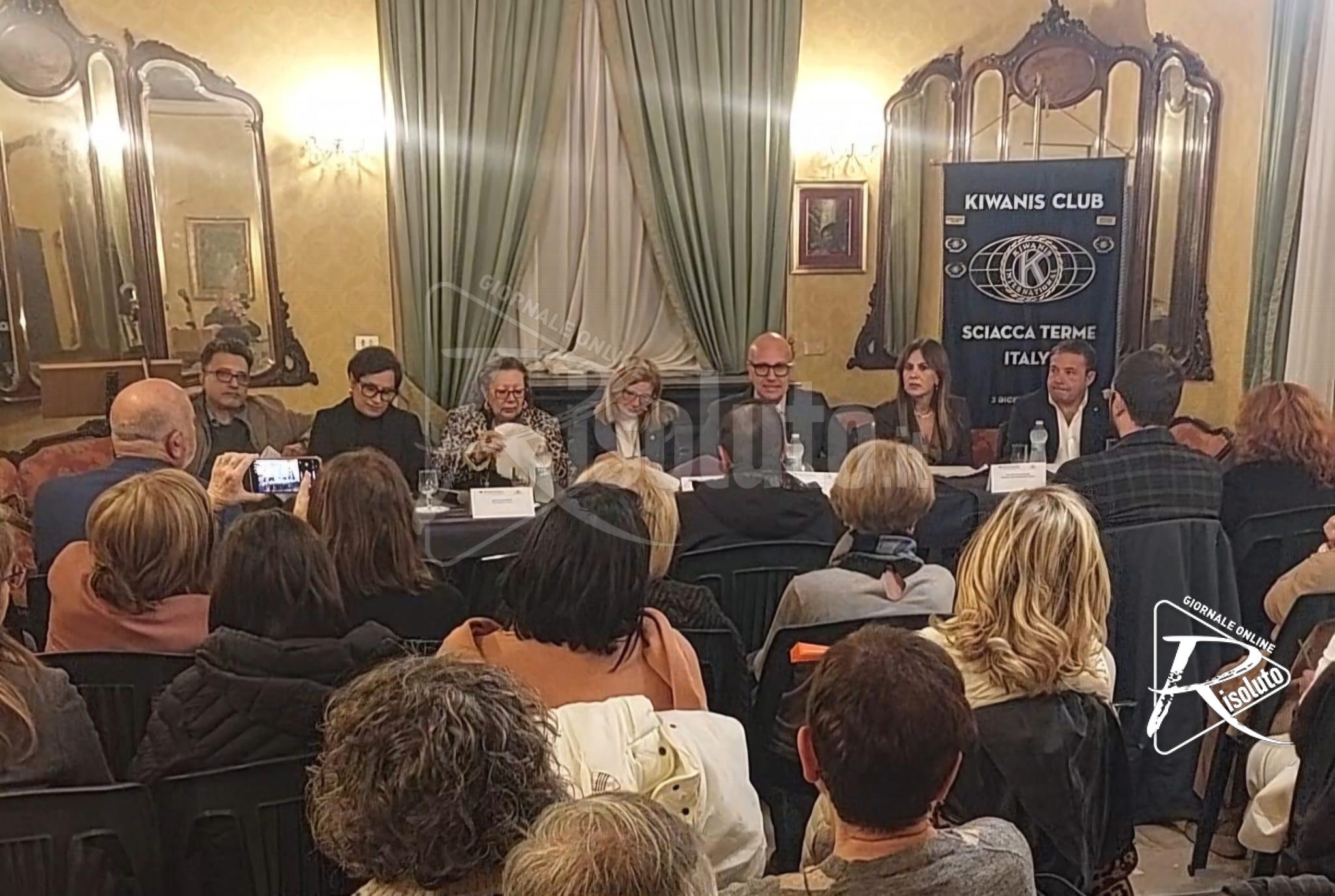 Violenza sulle donne, testimonianze e riflessioni con la procuratrice Maligno (Video)
