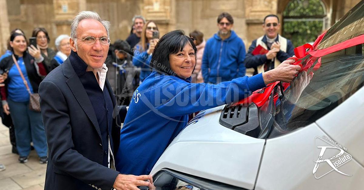 Avulss Sciacca, presentato il pulmino del cuore: “Un sogno che sembrava irrealizzabile” (Video)