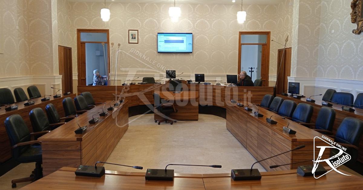 Si torna domani in consiglio comunale a Sciacca, resta calda la situazione politica